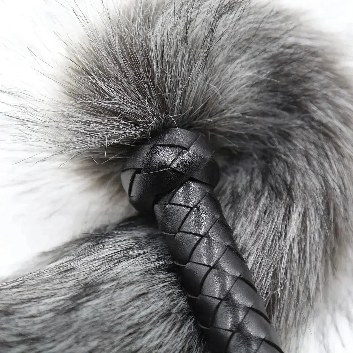61CM Artificial Wool Fox's Tail Whip,Horse Whip,Costumes Performance Props,PU Leather Handle with Wrist Strap - WOWihte