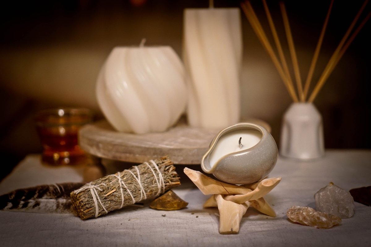 AOI MASSAGE CANDLES - WOWihte