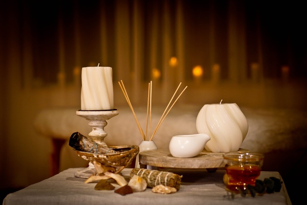 AOI MASSAGE CANDLES - WOWihte