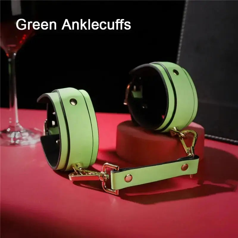 Fluorescence Leather Bdsm Handcuffs Ankle Cuff Hang Buckle Link Bondage Gear Sex Toy for Woman Slave Bdsm Restraints Adult Toys - WOWihte