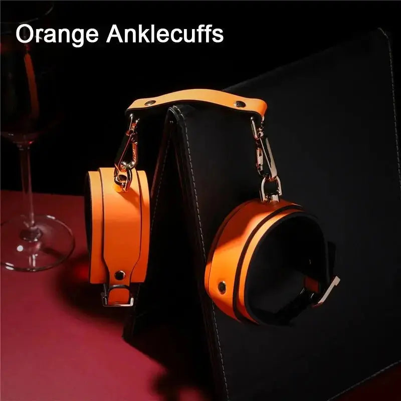 Fluorescence Leather Bdsm Handcuffs Ankle Cuff Hang Buckle Link Bondage Gear Sex Toy for Woman Slave Bdsm Restraints Adult Toys - WOWihte