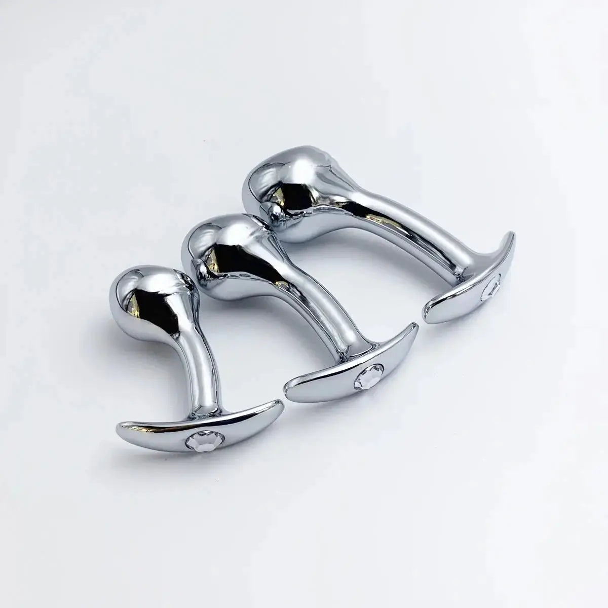 Gem Base Metal Anal Plug - WOWihte