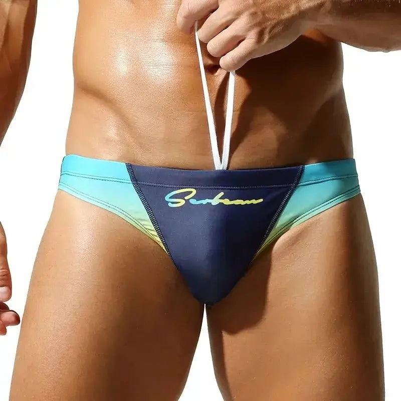 Gradient Low-Rise Swim Briefs - WOWihte
