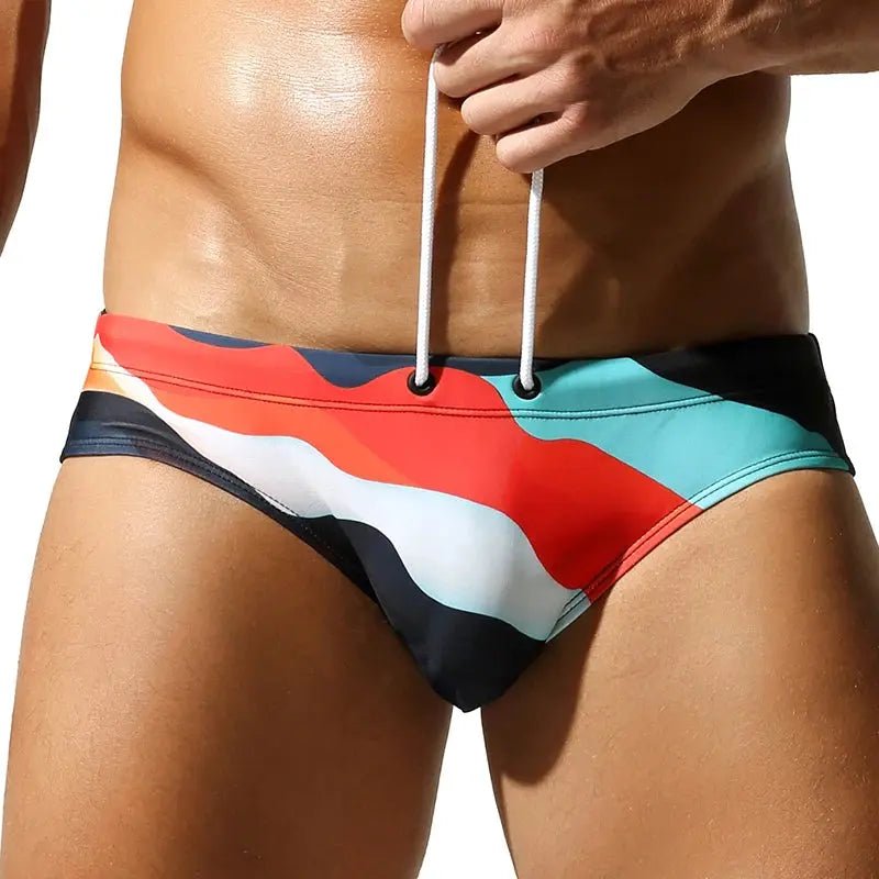 Low-Rise Bikini Swim Briefs - WOWihte