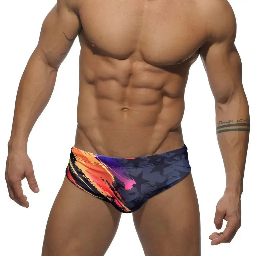 Low Waist Push-Up Swim Briefs - WOWihte