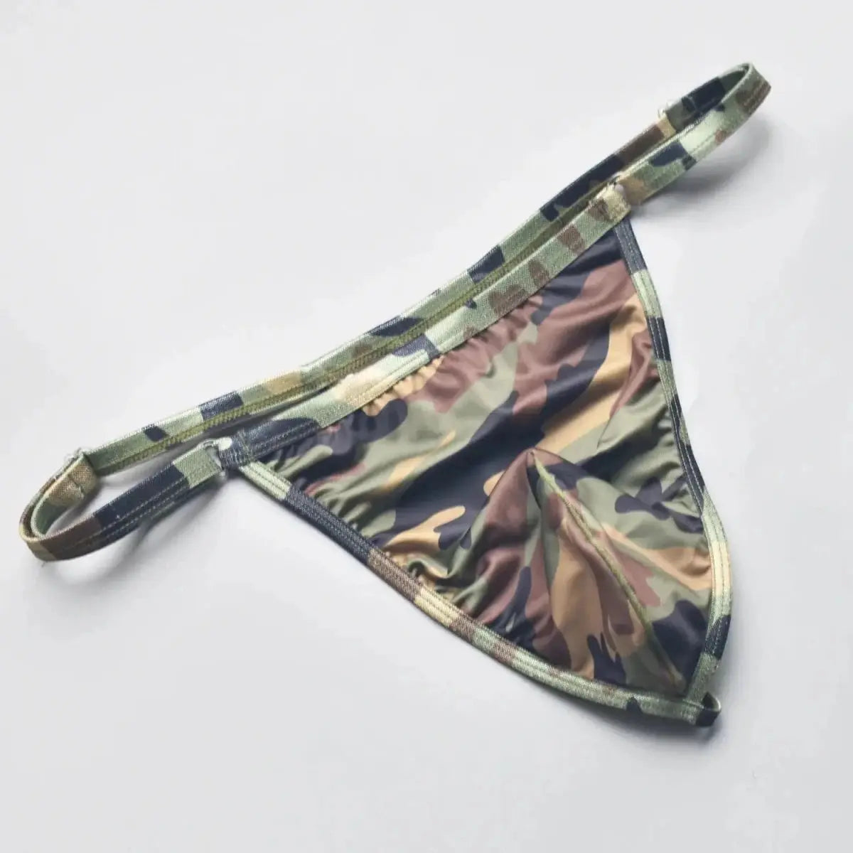 Quick - Dry Camo Men's Thongs - WOWihte