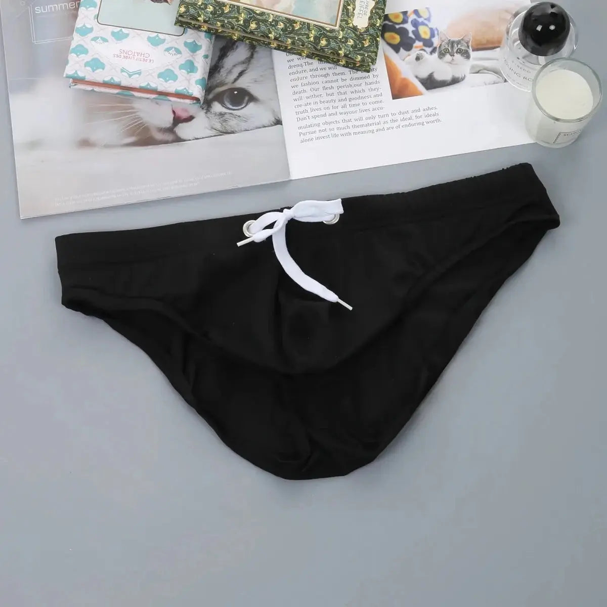 Solid Color Quick - Dry Swim Briefs - WOWihte