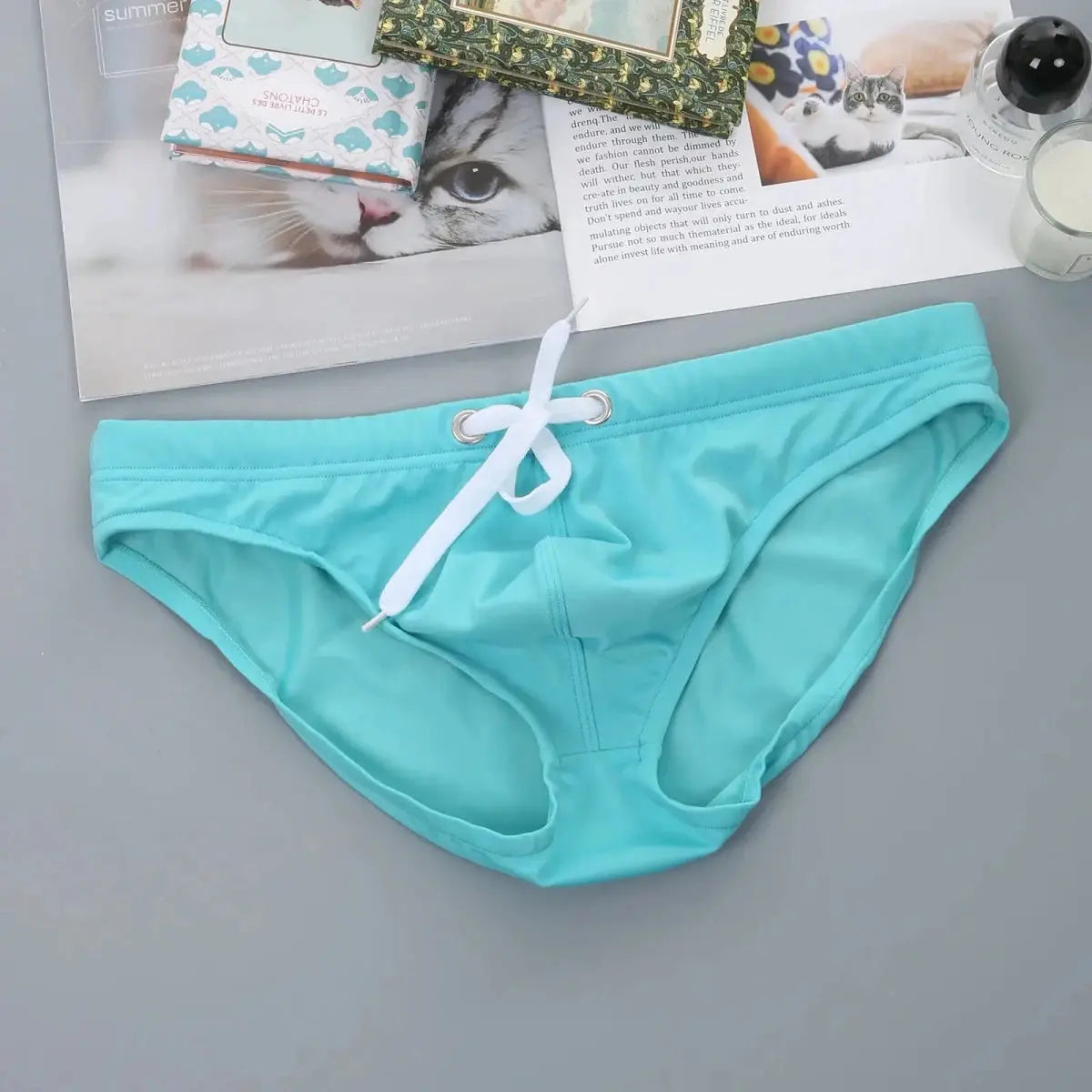 Solid Color Quick - Dry Swim Briefs - WOWihte