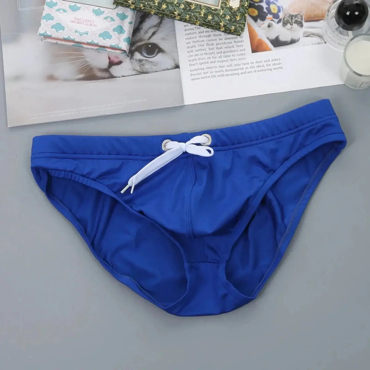 Solid Color Quick - Dry Swim Briefs - WOWihte