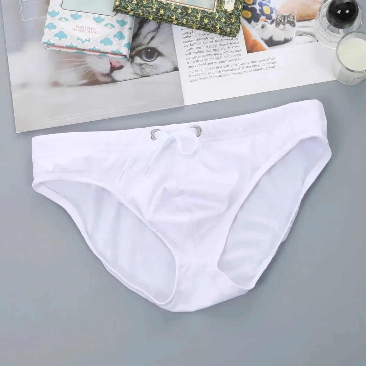 Solid Color Quick - Dry Swim Briefs - WOWihte