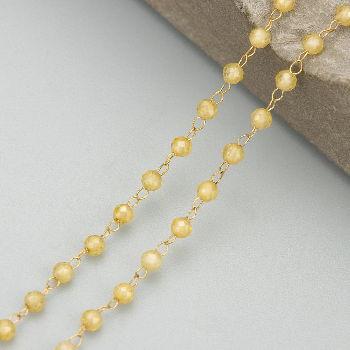 Zircon Chain - WOWihte